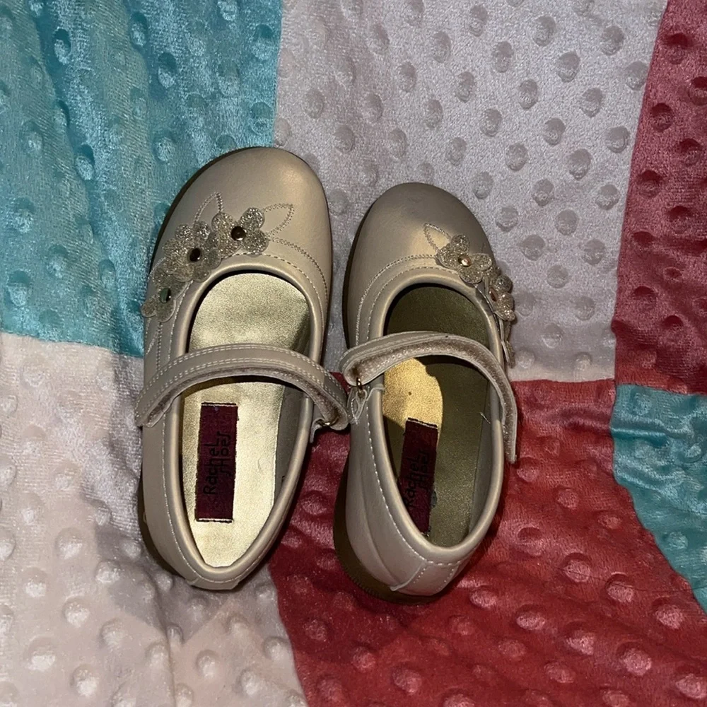 Girls Cream Mary Jane Shoes with Flower Accent